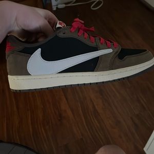 Jordan 1 Retro Low OG SP Travis Scott Mocha